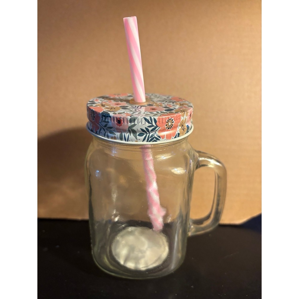 15.5oz Flowers Lid - Mason Drinking Jar with Handle and Straw